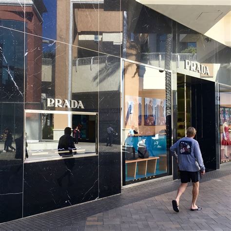 Prada outlet store locations